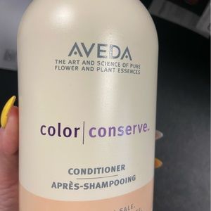 **Discontinued** Aveda color conserve conditioner, 33.8 ounces.